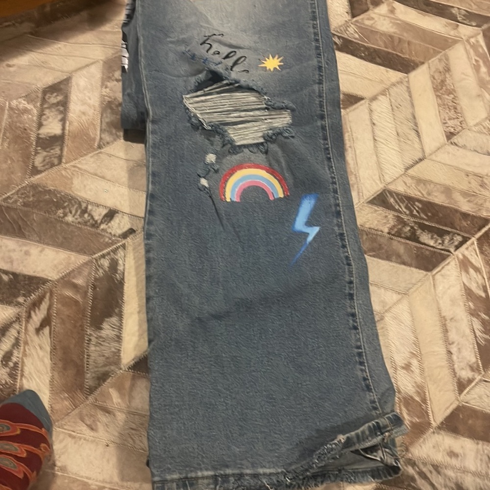 Jeans - Picture 2 of 5